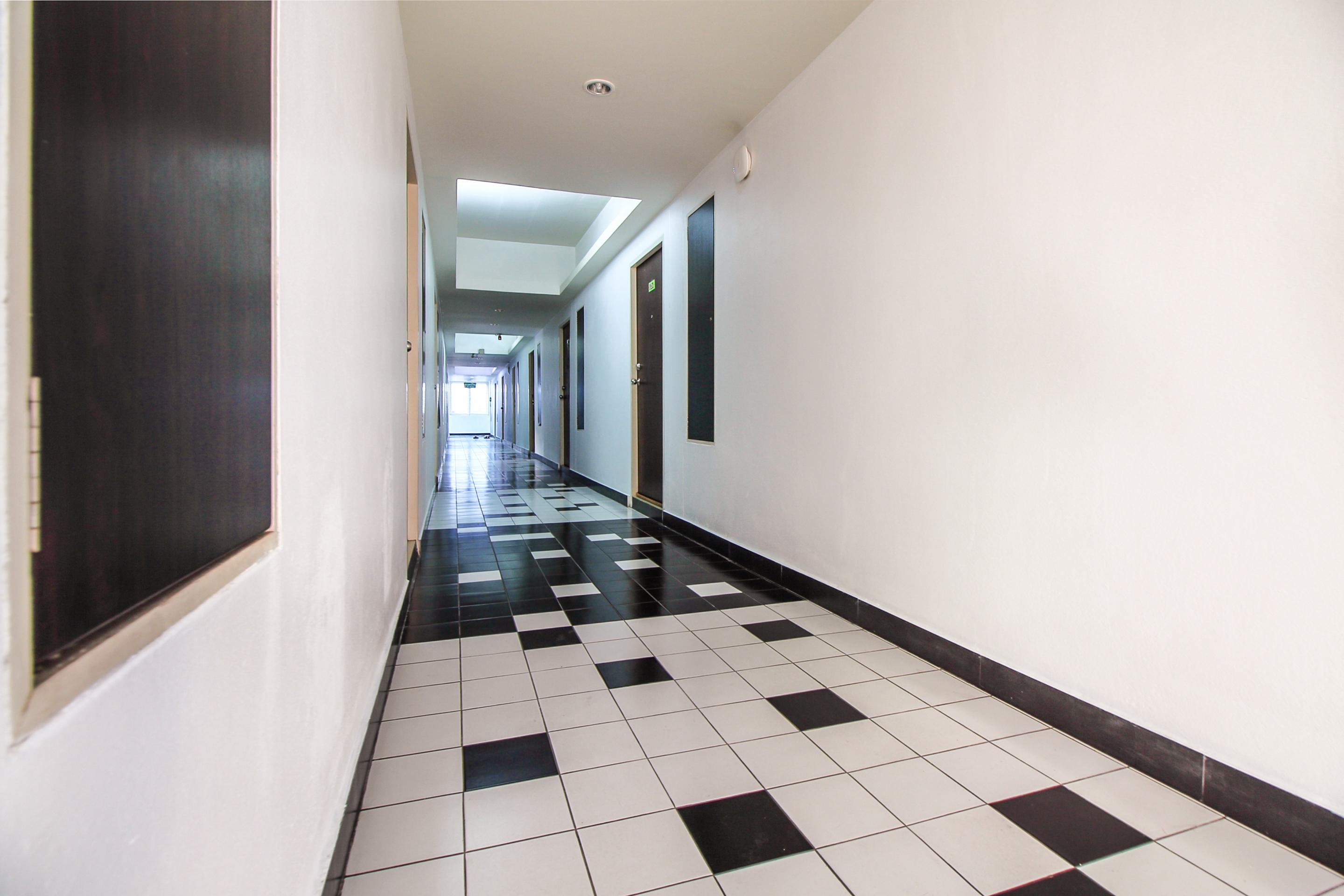 Ruan Plaisoi Apartment Bangkok Bagian luar foto