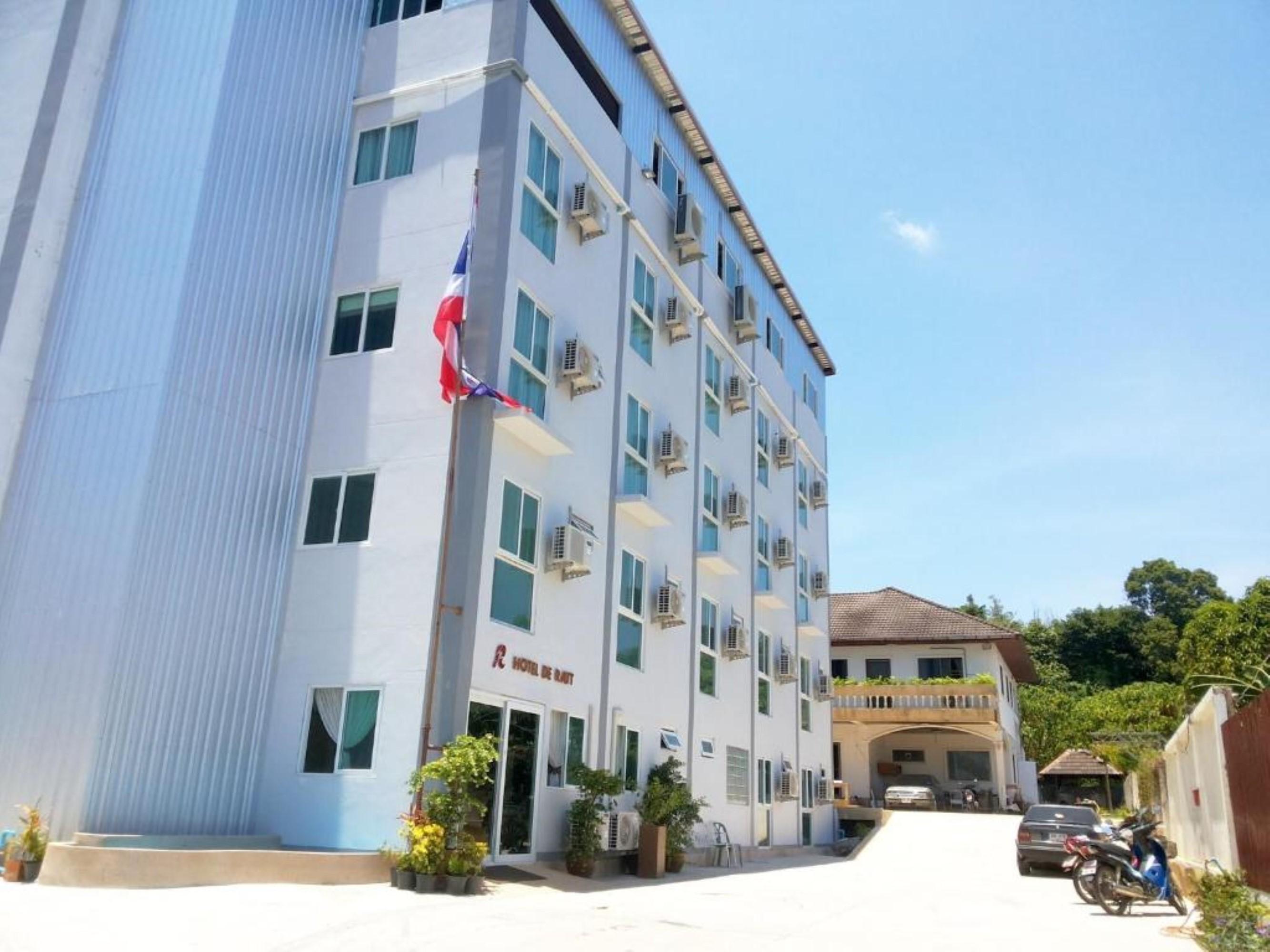 Ruan Plaisoi Apartment Bangkok Bagian luar foto