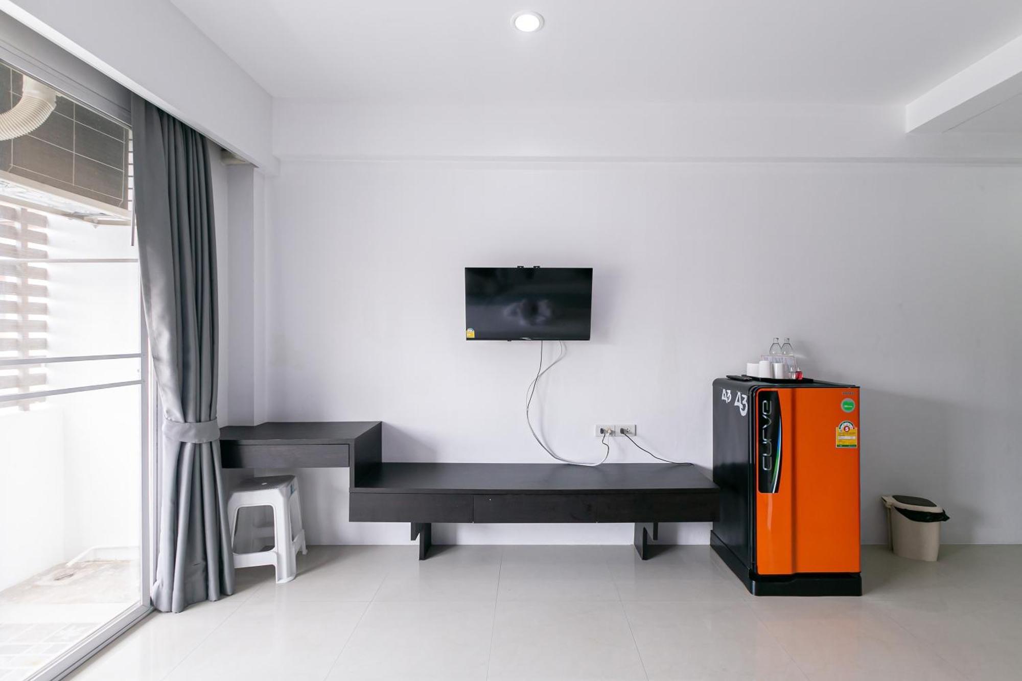 Ruan Plaisoi Apartment Bangkok Bagian luar foto