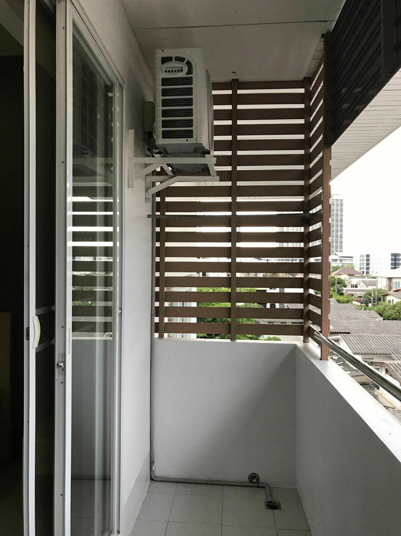 Ruan Plaisoi Apartment Bangkok Bagian luar foto