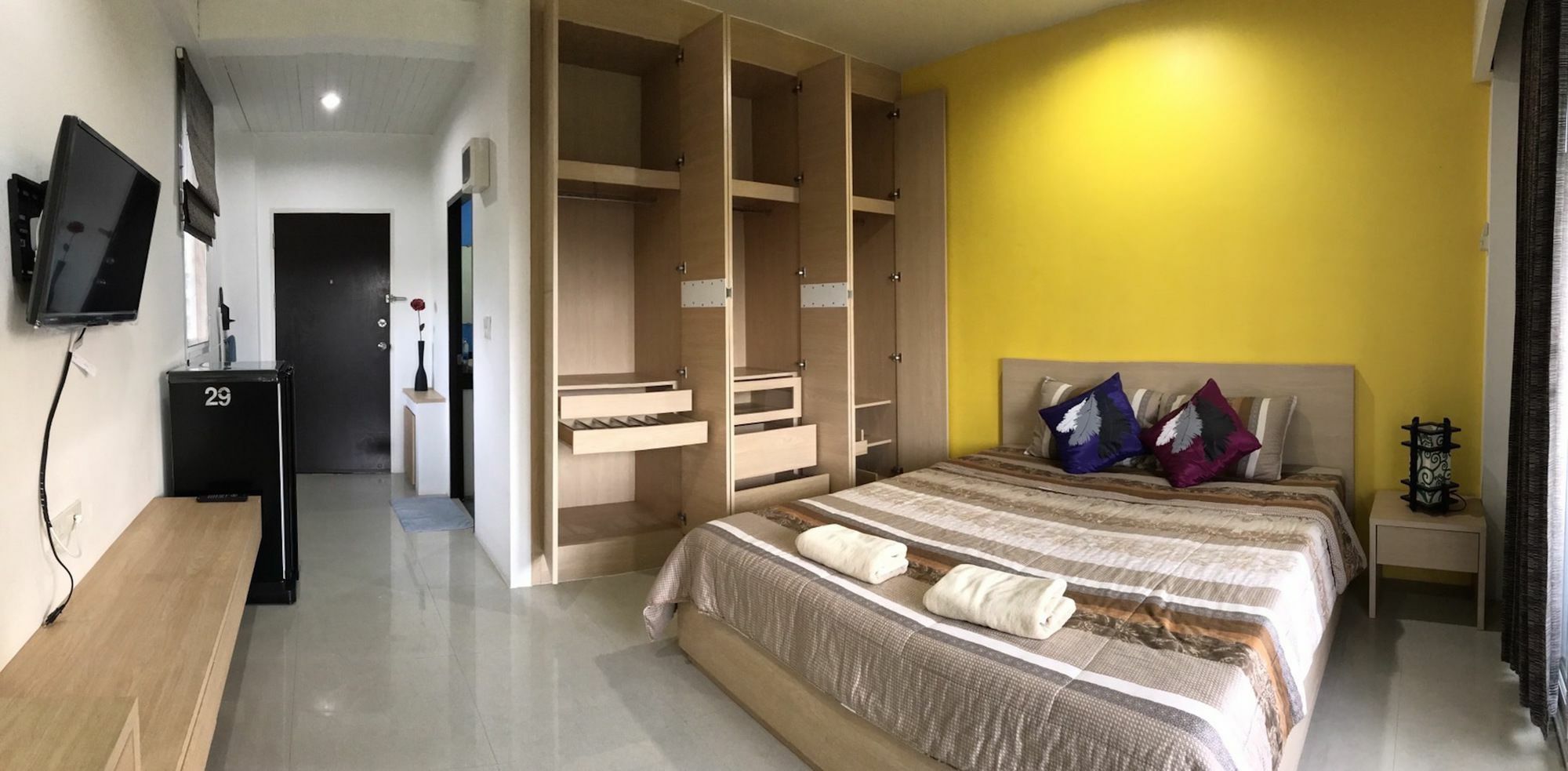 Ruan Plaisoi Apartment Bangkok Bagian luar foto